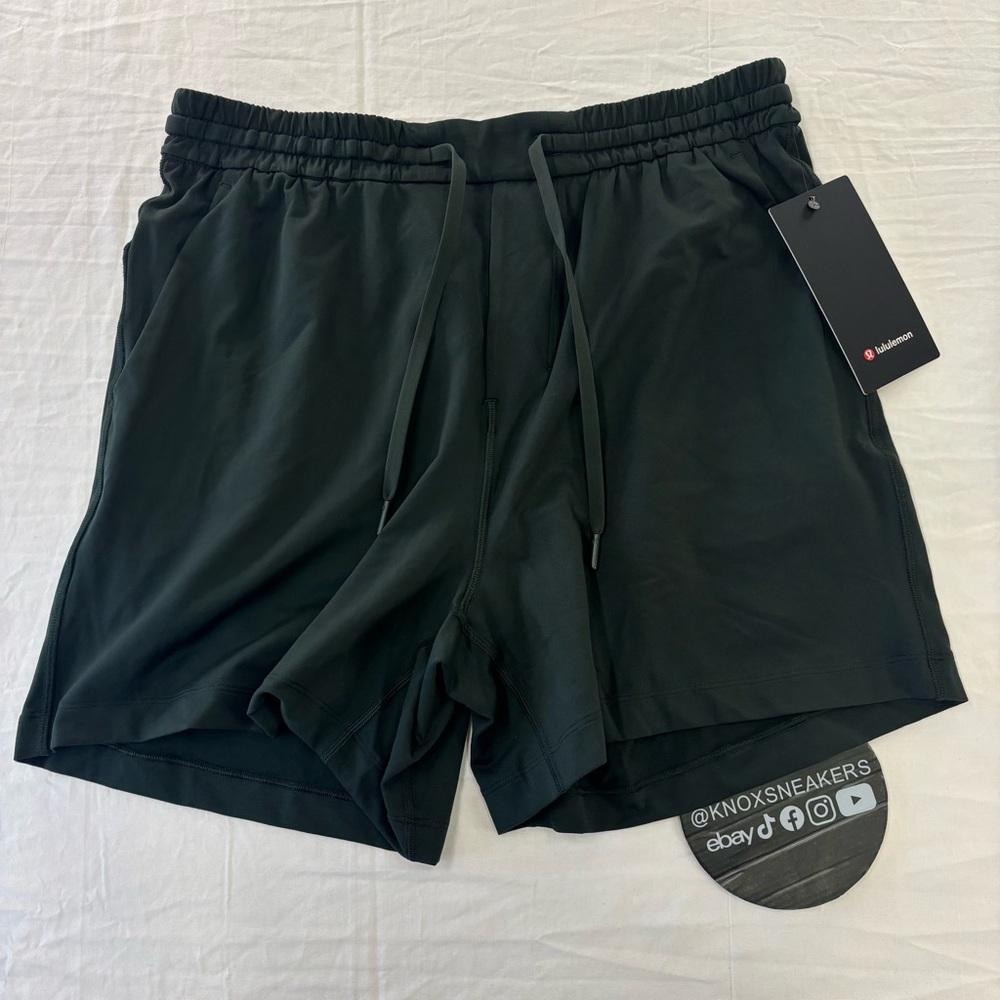 Lululemon Soft Jersey Short 5” RNFG Rainforest Green Men's Size Large
